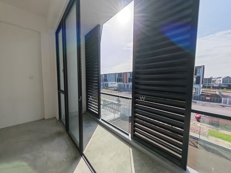 Tanah Komersial untuk Disewa di Batu Kawah New Township (Kuching) - Jay Law - PropertyGuru.com.my