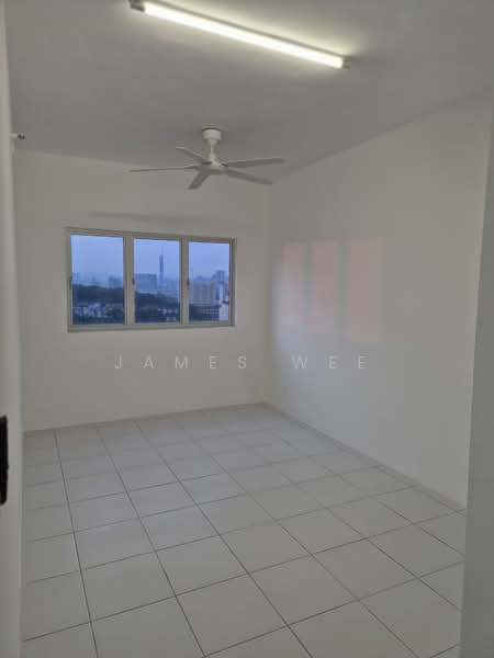 Kondominium untuk Disewa di Residensi Sateria - James Wee - Bedroom - PropertyGuru.com.my