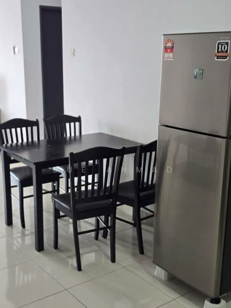 Servis Apartment untuk Disewa di Saville @ Kajang - Sue Ahmad - Dining Room - PropertyGuru.com.my