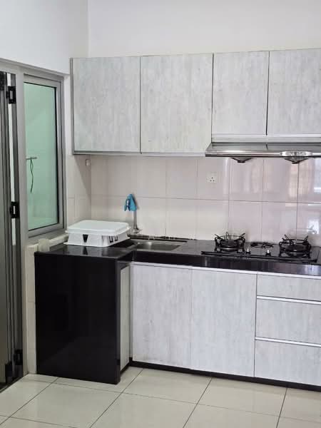 Servis Apartment untuk Disewa di Saville @ Kajang - Sue Ahmad - Kitchen - PropertyGuru.com.my