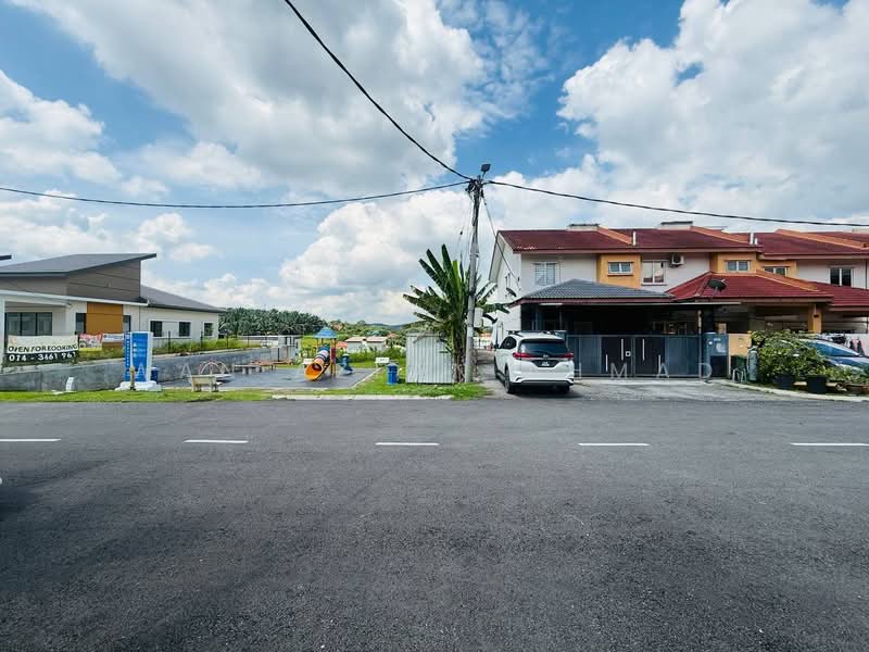 Rumah Teres 2 Tingkat untuk Dijual di Taman Idaman Murni (Labu) - Wan Azlan Ahmad - PropertyGuru.com.my