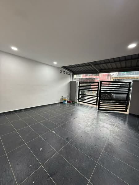 Rumah Teres 2 Tingkat untuk Dijual di Permas Jaya (Johor Bahru) - Johnson Chong - PropertyGuru.com.my