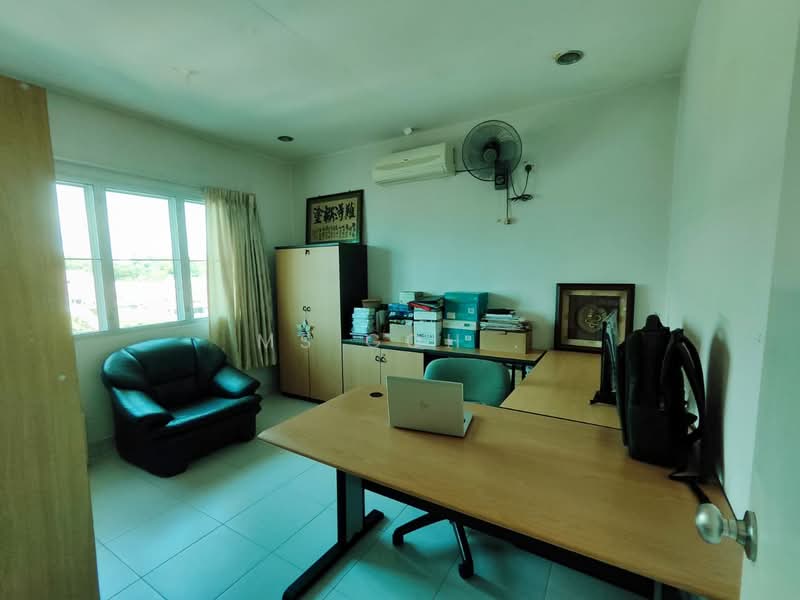 Semi-Detached House for Sale in Bukit Minyak (Penang) - Ms Goh . - Study - PropertyGuru.com.my
