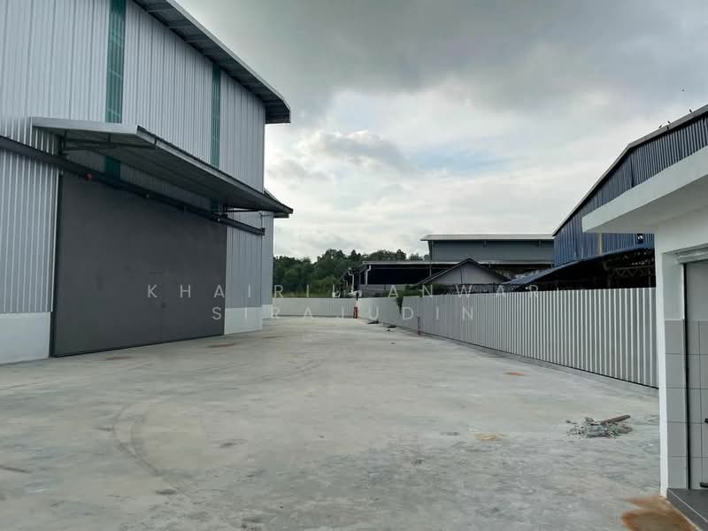 Warehouse for Sale in Teluk Gong (Port Klang (Pelabuhan Klang)) - Khairil Anwar Sirajudin - Exterior - PropertyGuru.com.my