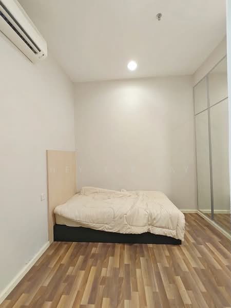 Kondominium untuk Dijual di Upland Serviced Suite (USS) - Phey Tze Tay - PropertyGuru.com.my