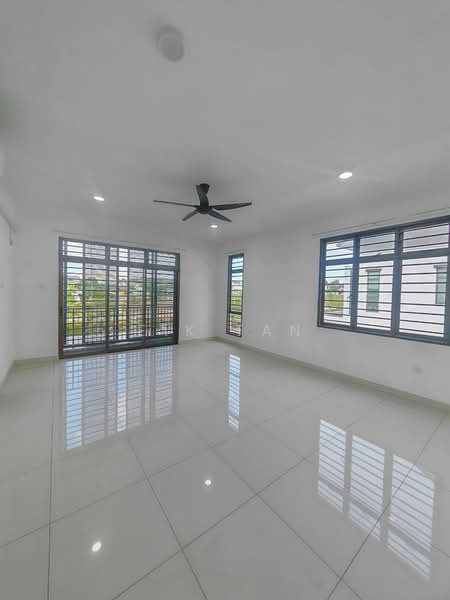 2-storey Terraced House for Rent in Taman Mutiara Rini (Skudai) - E.K Tan - Living Room - PropertyGuru.com.my