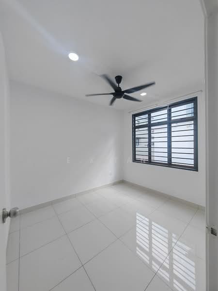 2-storey Terraced House for Rent in Taman Mutiara Rini (Skudai) - E.K Tan - Interior - PropertyGuru.com.my