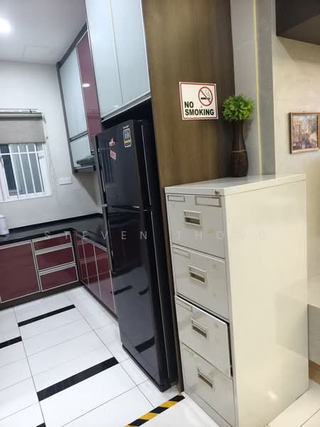 Service Residence for Rent at Skypod Residence - Steven Thong - Kitchen - PropertyGuru.com.my