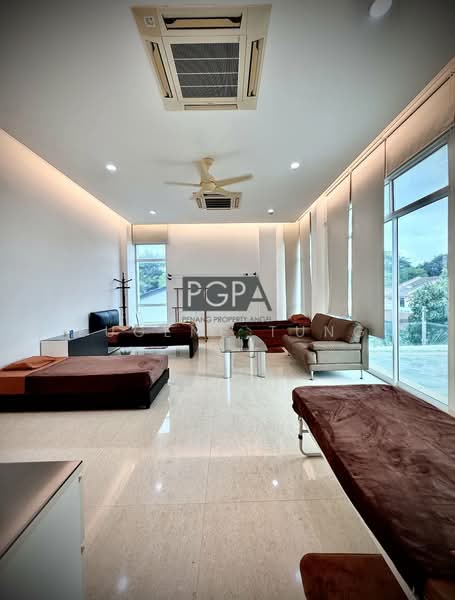 Rumah Banglo untuk Dijual di Desa Ria (Sungai Ara) - Eugene Tung - Living Room - PropertyGuru.com.my