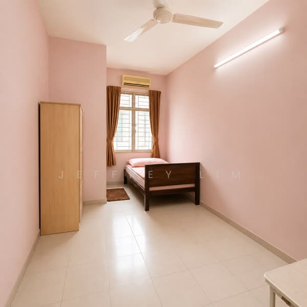 2-storey Terraced House for Rent in Taman Bukit Juru (Juru) - Jeffrey Lim - Bedroom - PropertyGuru.com.my