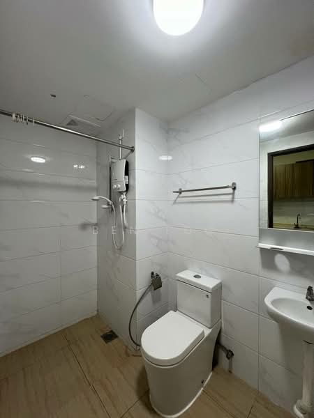 Service Residence for Rent at Country Garden Central Park - Ben Foo - Bathroom - PropertyGuru.com.my