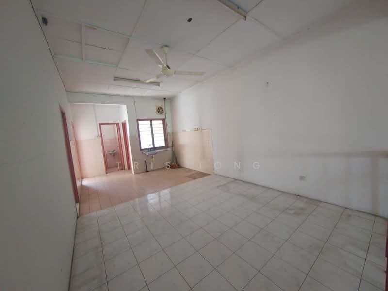 Rumah Bandar untuk Dijual di Rawang Putra (Rawang) - Tris Jong - Interior - PropertyGuru.com.my