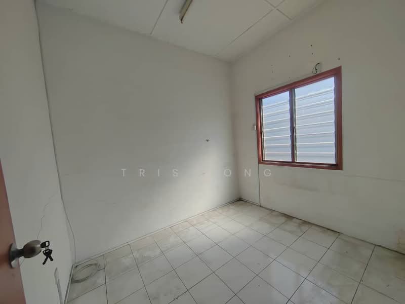 Rumah Bandar untuk Dijual di Rawang Putra (Rawang) - Tris Jong - Interior - PropertyGuru.com.my