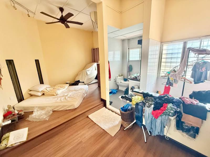 2.5-storey Terraced House for Sale in Ampang Jaya (Ampang) - Cik Maya Abdul - Bedroom - PropertyGuru.com.my
