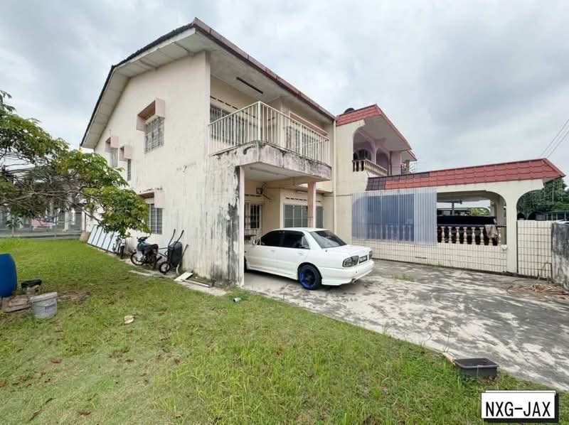 2-storey Terraced House for Sale in Kampung Raja Uda (Port Klang (Pelabuhan Klang)) - Tom Lee - PropertyGuru.com.my
