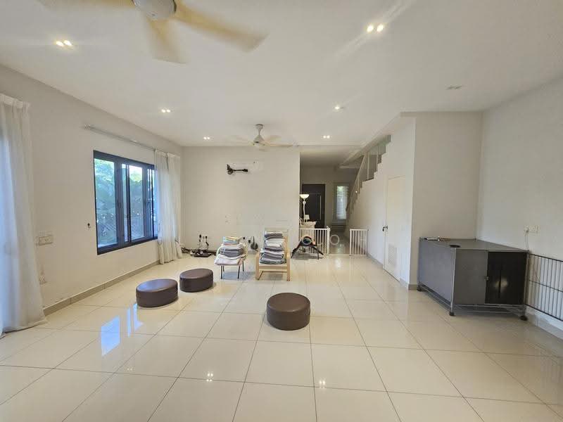 2-storey Terraced House for Sale in Bandar Rimbayu (Telok Panglima Garang) - Leon Goh - Living Room - PropertyGuru.com.my