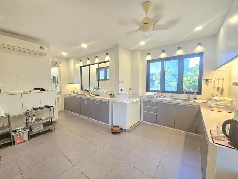 2-storey Terraced House for Sale in Bandar Rimbayu (Telok Panglima Garang) - Leon Goh - Kitchen - PropertyGuru.com.my