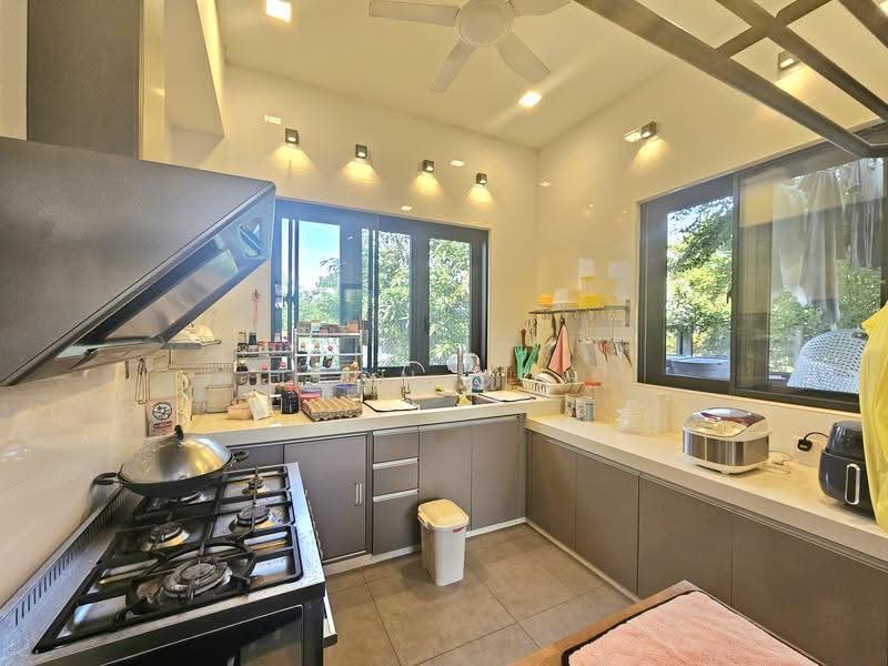 2-storey Terraced House for Sale in Bandar Rimbayu (Telok Panglima Garang) - Leon Goh - Kitchen - PropertyGuru.com.my