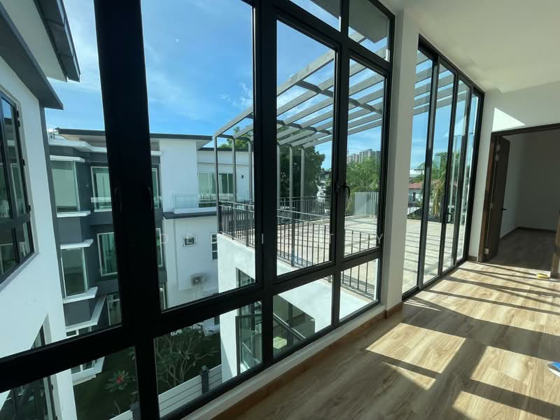 Bungalow for Sale in Taman Equine (Seri Kembangan) - Debbie Tey - Exterior - PropertyGuru.com.my