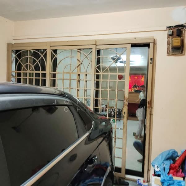 2-storey Terraced House for Sale in Taman Puteri Wangsa (Ulu Tiram) - Johnson Chong - PropertyGuru.com.my
