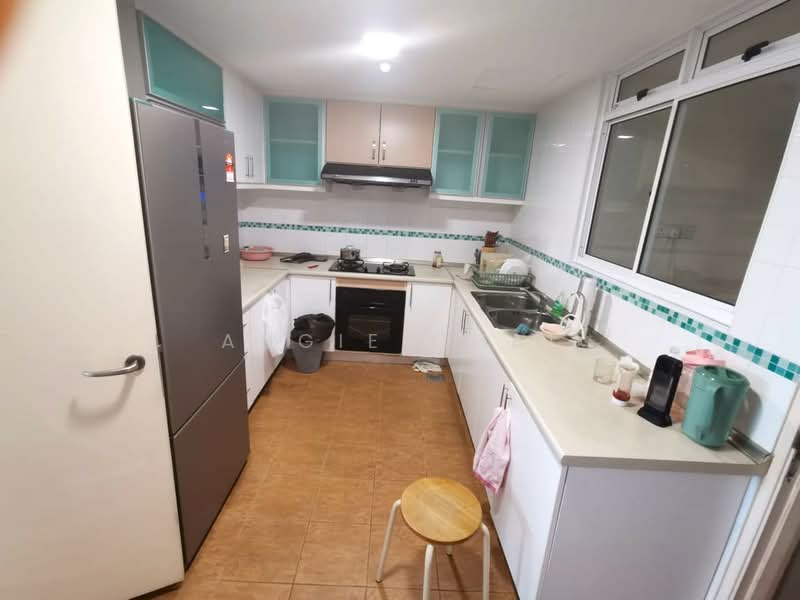 Kondominium untuk Dijual di The Plaza Condominium - Angie Chai - Kitchen - PropertyGuru.com.my