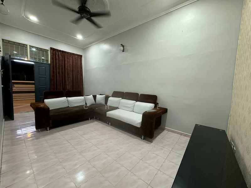 Terraced House for Rent in Sungai Petani (Kedah) - C.H. Lee - Living Room - PropertyGuru.com.my