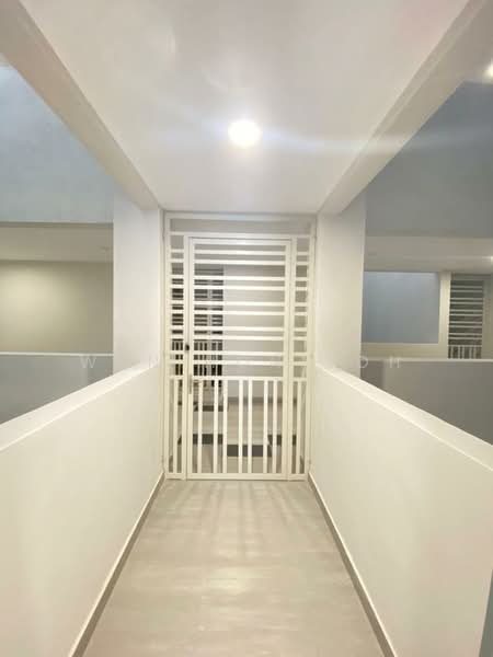 Service Residence for Rent at Pinnacle Sri Petaling - Wan Hon Soh - Corridor - PropertyGuru.com.my