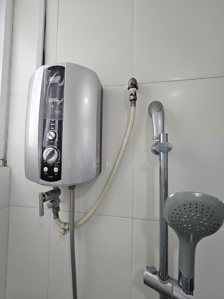 Kondominium untuk Disewa di Zenith Residences - Allen Tan - Bathroom - PropertyGuru.com.my