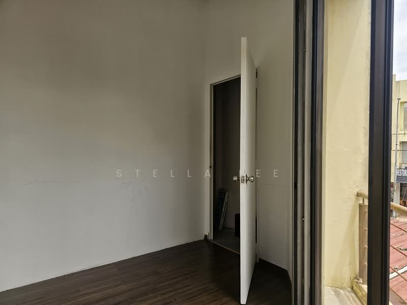 Shop / Office for Rent in Bandar Mahkota Cheras (Cheras) - Stella Lee - Interior - PropertyGuru.com.my