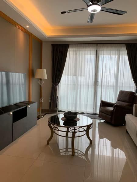 Kondominium untuk Dijual di R&F Princess Cove Phase 1 - Ben Foo - Living Room - PropertyGuru.com.my