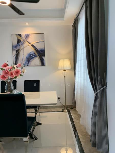Kondominium untuk Dijual di R&F Princess Cove Phase 1 - Ben Foo - Dining Room - PropertyGuru.com.my