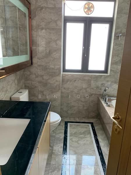 Kondominium untuk Dijual di R&F Princess Cove Phase 1 - Ben Foo - Bathroom - PropertyGuru.com.my