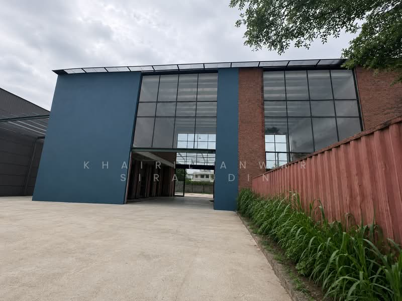 Semi-D Factory for Rent in Subang (Selangor) - Khairil Anwar Sirajudin - Exterior - PropertyGuru.com.my