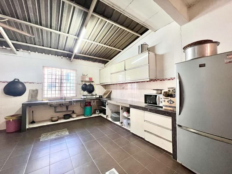 Rumah Teres 2 Tingkat untuk Dijual di Bandar Tasik Kesuma (Beranang) - Muhammed Nazri bin Mustapha - Kitchen - PropertyGuru.com.my