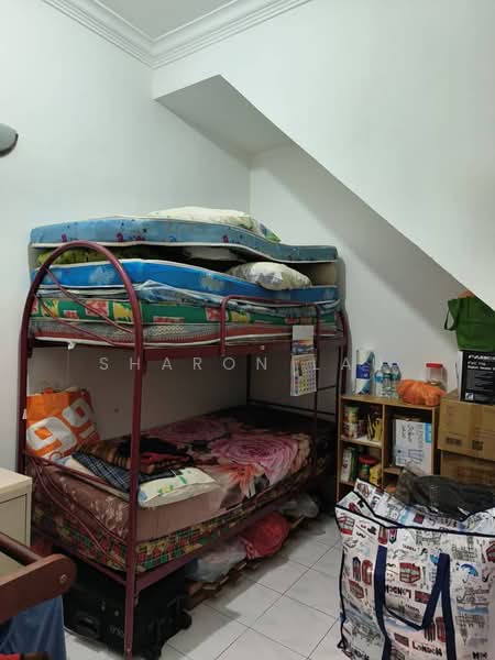 1.5-storey Terraced House for Sale in Taman Molek (Johor Bahru) - Sharon Lau - PropertyGuru.com.my