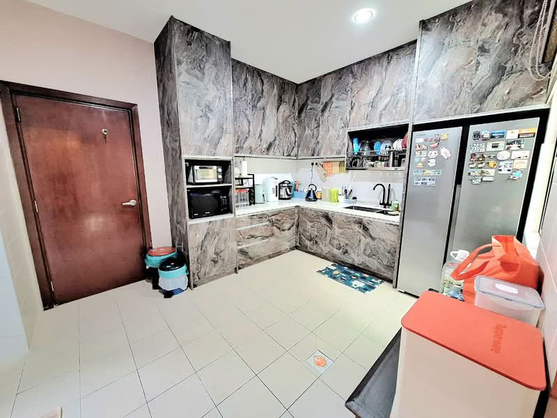 Rumah Berkembar untuk Dijual di Setia Eco Park (Setia Alam) - Nahathir Shahabudin - Kitchen - PropertyGuru.com.my