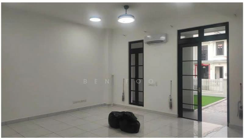 Rumah Teres 2.5 Tingkat untuk Dijual di Eco Botanic (Iskandar Puteri (Nusajaya)) - Ben Foo - Living Room - PropertyGuru.com.my