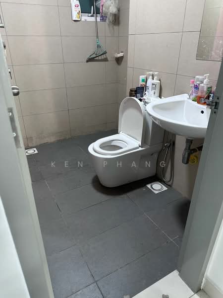 Service Residence for Sale at TR Residence - Ken Phang - Bathroom - PropertyGuru.com.my