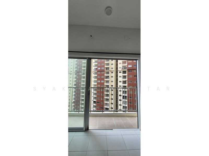 Kondominium untuk Disewa di Residensi Sateria - Syakila Mokhtar - Balcony - PropertyGuru.com.my