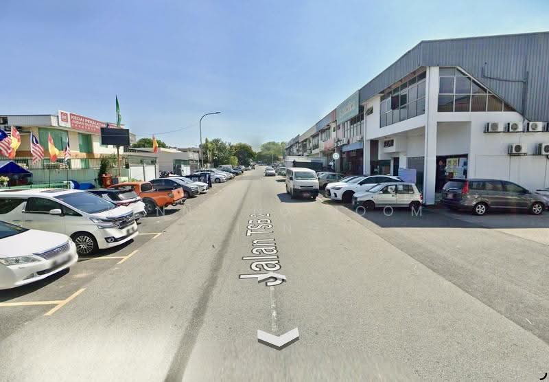 Kilang Teres untuk Dijual di Taman Industri Sungai Buloh (Sungai Buloh) - Kenny Ng Moom Siang - Exterior - PropertyGuru.com.my