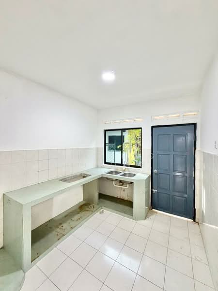 Rumah Teres 2 Tingkat untuk Dijual di Taman Cahaya Masai (Pasir Gudang) - Suk Teng Choong - Kitchen - PropertyGuru.com.my