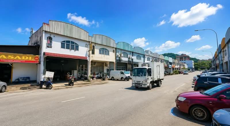 Factory for Rent in Kepong (Kuala Lumpur) - Sean Yong - Exterior - PropertyGuru.com.my