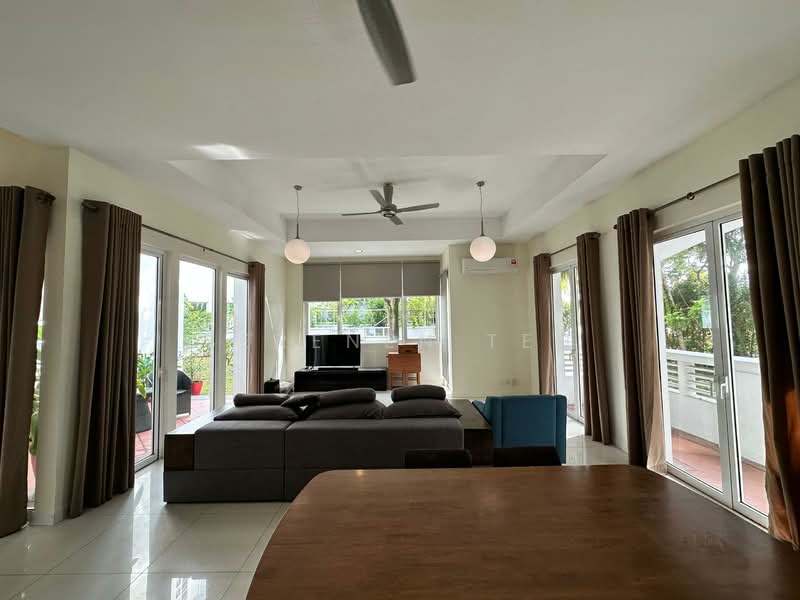 2.5-storey Terraced House for Sale in Seri Tanjung Pinang (Tanjung Tokong) - SERENEN TEH - Living Room - PropertyGuru.com.my