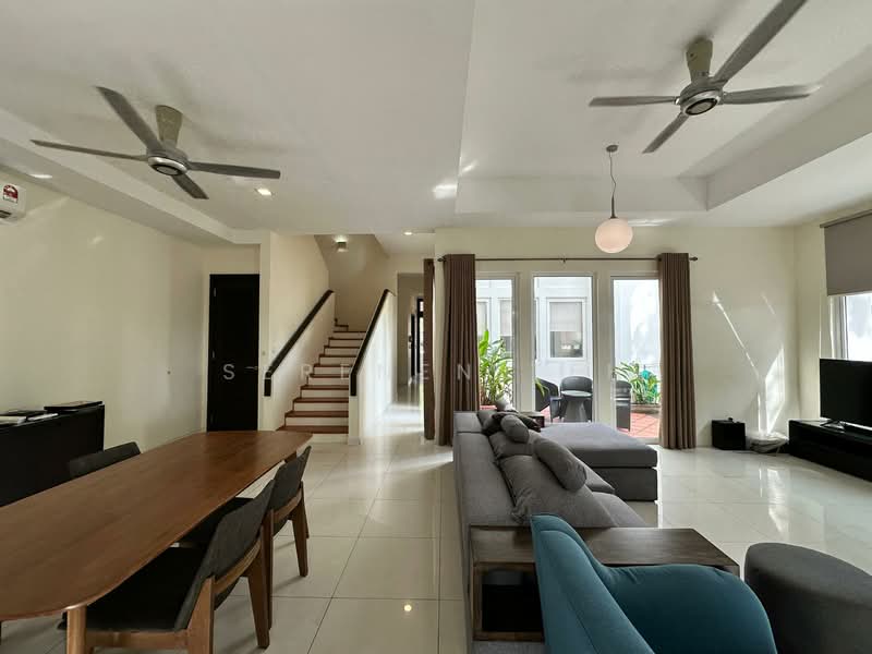 2.5-storey Terraced House for Sale in Seri Tanjung Pinang (Tanjung Tokong) - SERENEN TEH - Living Room - PropertyGuru.com.my