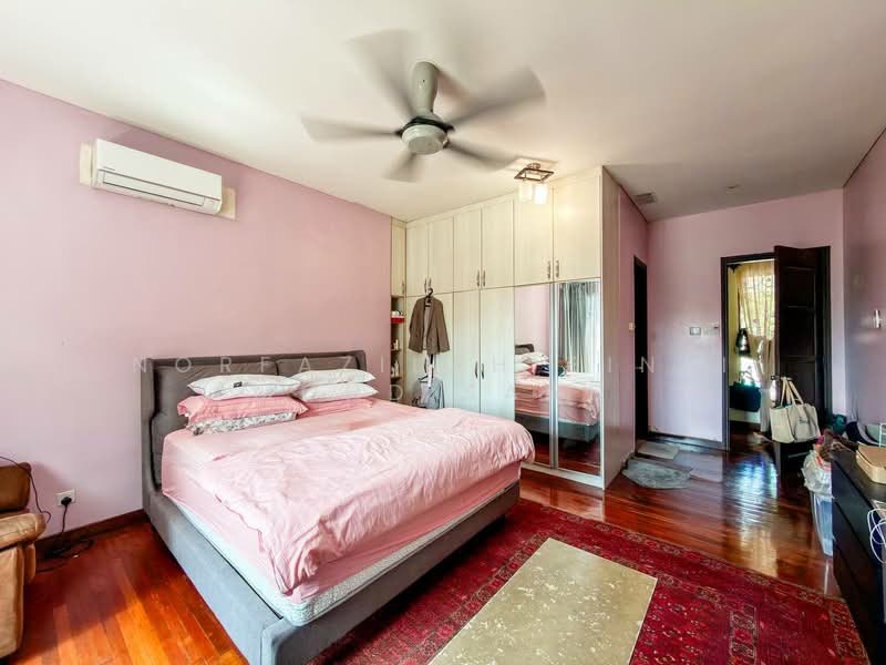 Rumah Banglo untuk Dijual di Kayangan Heights (Shah Alam) - Norfazilah Binti Mohd Saad - Bedroom - PropertyGuru.com.my