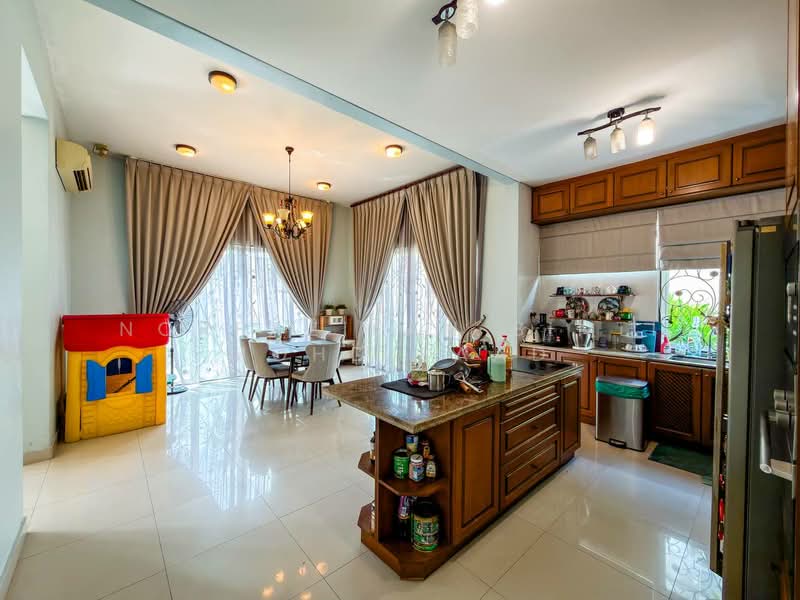 Rumah Banglo untuk Dijual di Kayangan Heights (Shah Alam) - Norfazilah Binti Mohd Saad - Kitchen - PropertyGuru.com.my