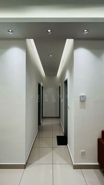 Kondominium untuk Dijual di Verando Residence - Jeslyn Chua - Corridor - PropertyGuru.com.my