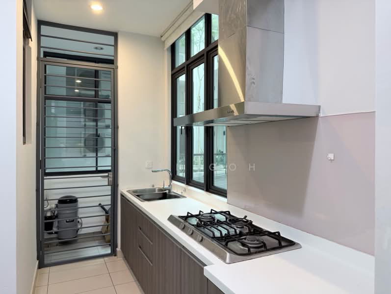Kondominium untuk Disewa di The LIGHT COLLECTION II - Even Goh - Wet Kitchen - PropertyGuru.com.my