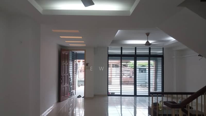 2-storey Terraced House for Rent in Ampang Saujana (Ampang) - Kew . - Living Room - PropertyGuru.com.my