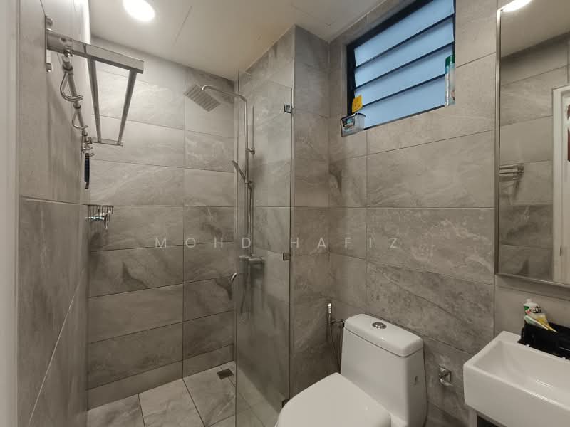 Servis Apartment untuk Dijual di Equine Residence - Mohd Hafiz - Bathroom - PropertyGuru.com.my